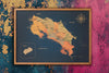 Mapa de Costa Rica de Corcho · Colección IMPRESOS | 110 × 80 cm