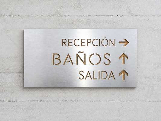Señalización Direccional Personalizada en Metal y Corcho | Hoteles, Restaurantes y Negocios