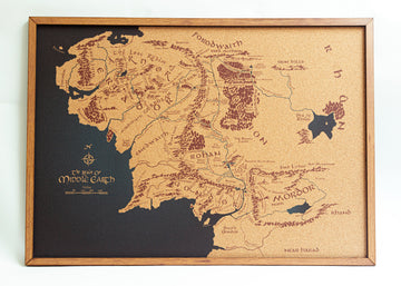 Mapa de Tierra Media en Corcho Natural · Colección Impresos · Enmarcado en Madera Laminada