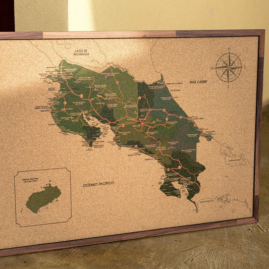 Mapa de Costa Rica de Corcho · Colección IMPRESOS | 110 × 80 cm